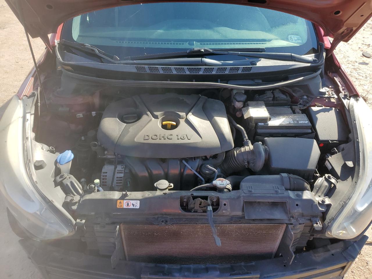 2015 Hyundai Elantra - Image 12