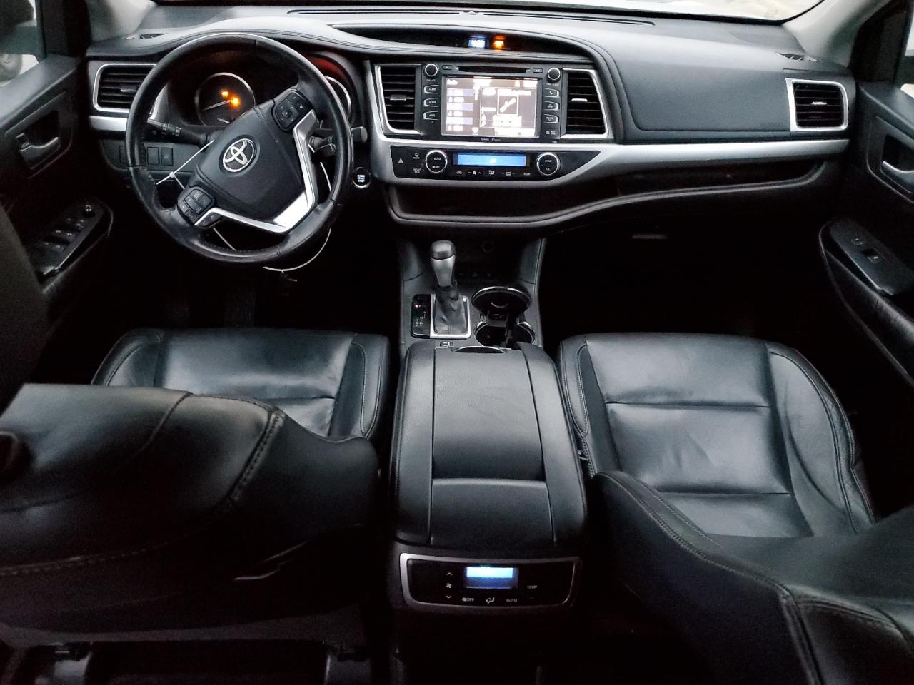 2014 Toyota Highlander - Image 8