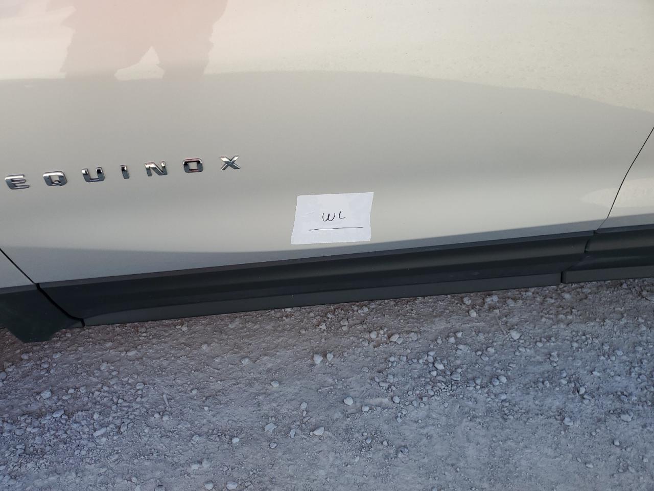 2020 Chevrolet Equinox - Image 13