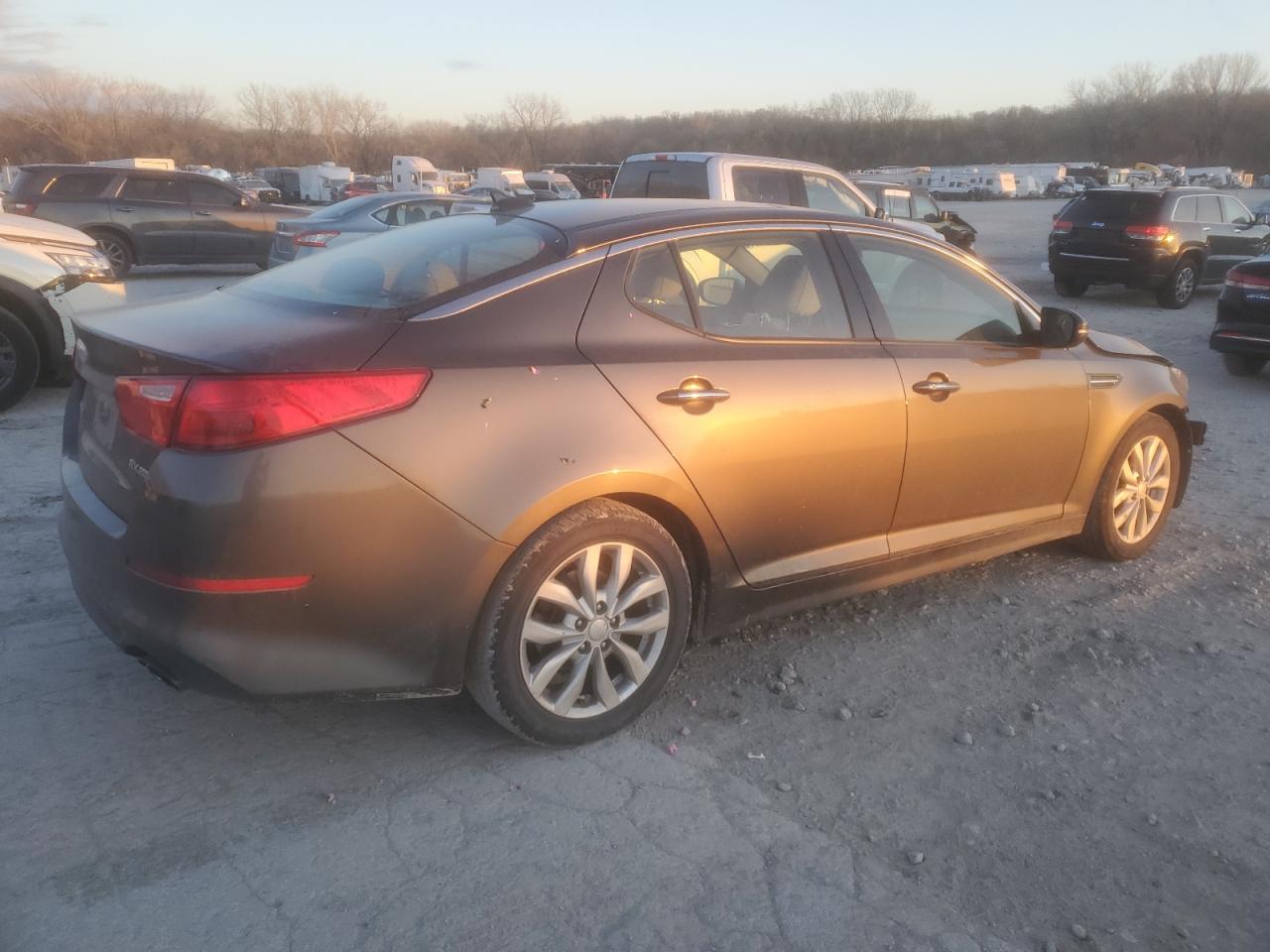 VIN 5XXGN4A77EG273381 2014 KIA OPTIMA no.3