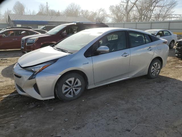  TOYOTA PRIUS 2016 Серебристый