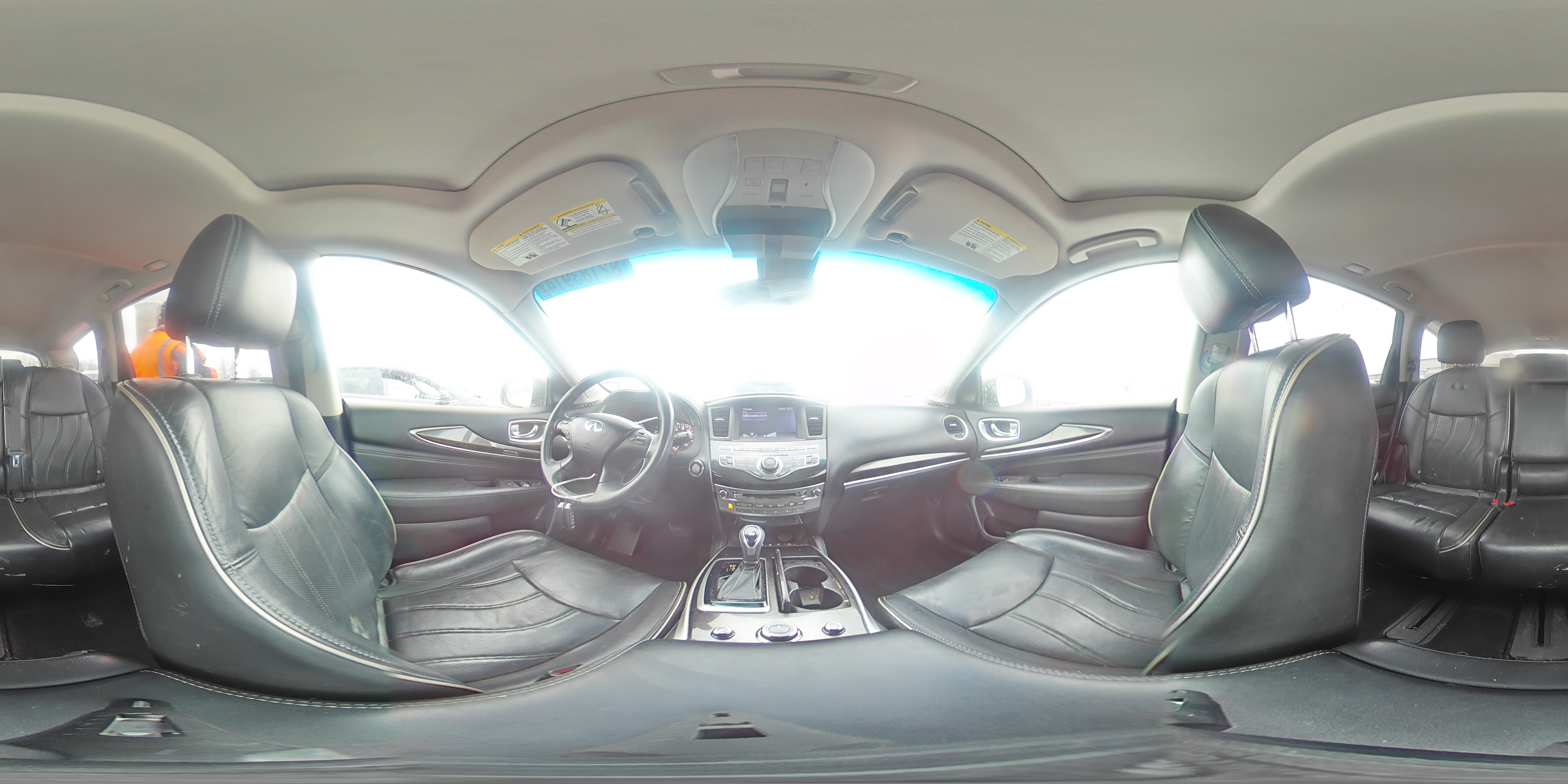 2016 Infiniti QX60 - Image 15