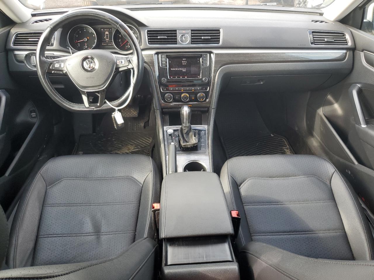 2017 Volkswagen Passat Se VIN: 1VWBT7A36HC056159 Lot: 84255234