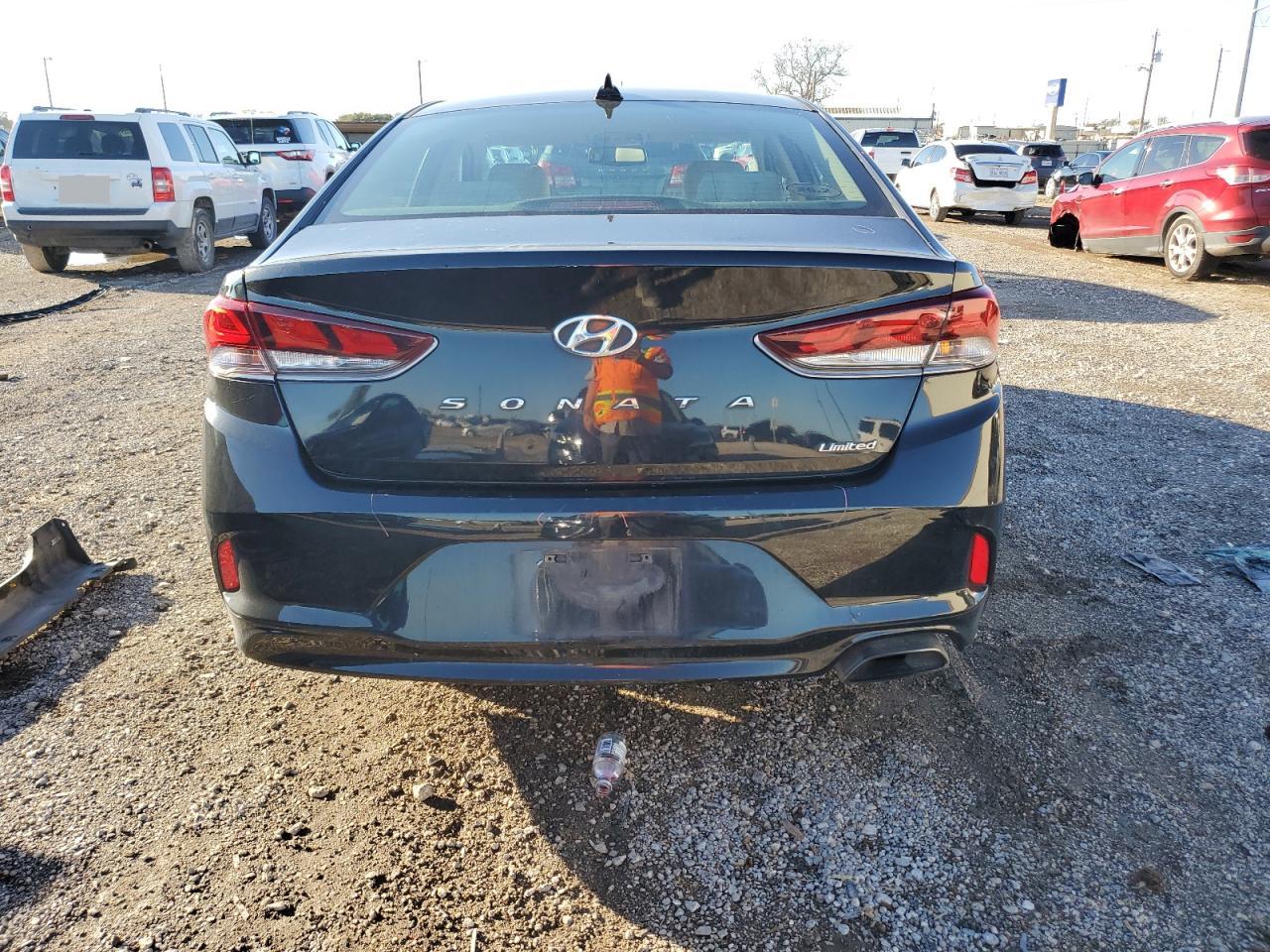 2018 Hyundai Sonata - Image 6