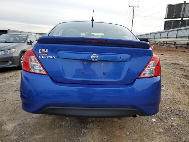  NISSAN VERSA 2017 Granatowy