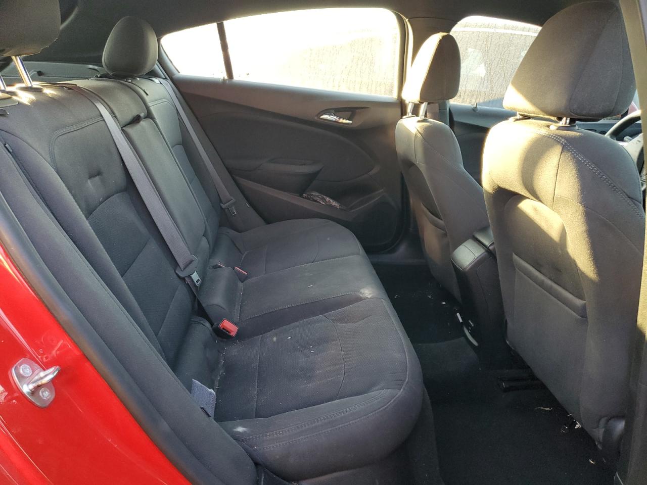 2017 Chevrolet Cruze - Image 10