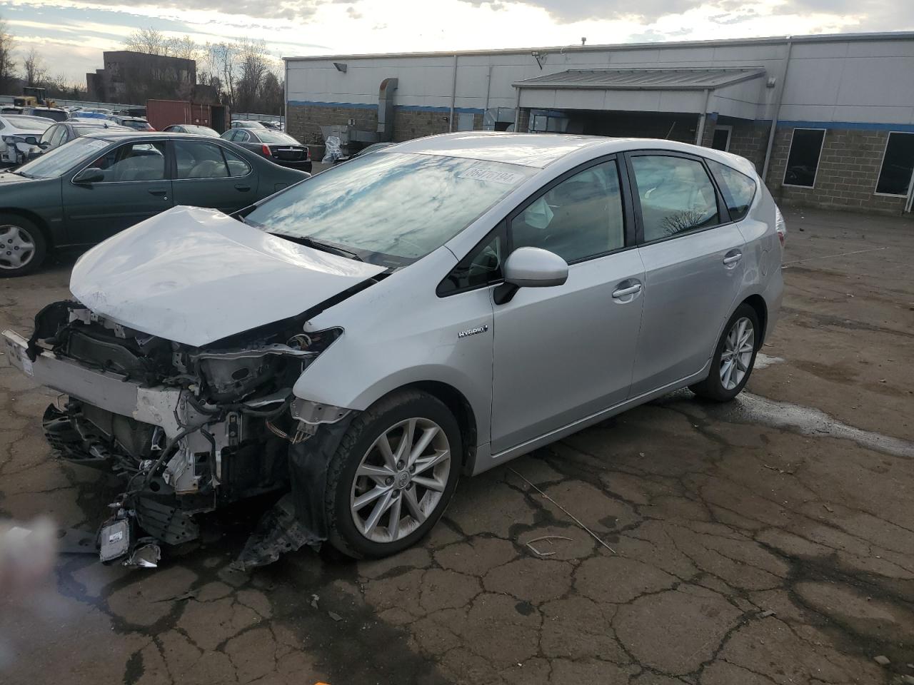 VIN JTDZN3EU3EJ014725 2014 TOYOTA PRIUS no.1