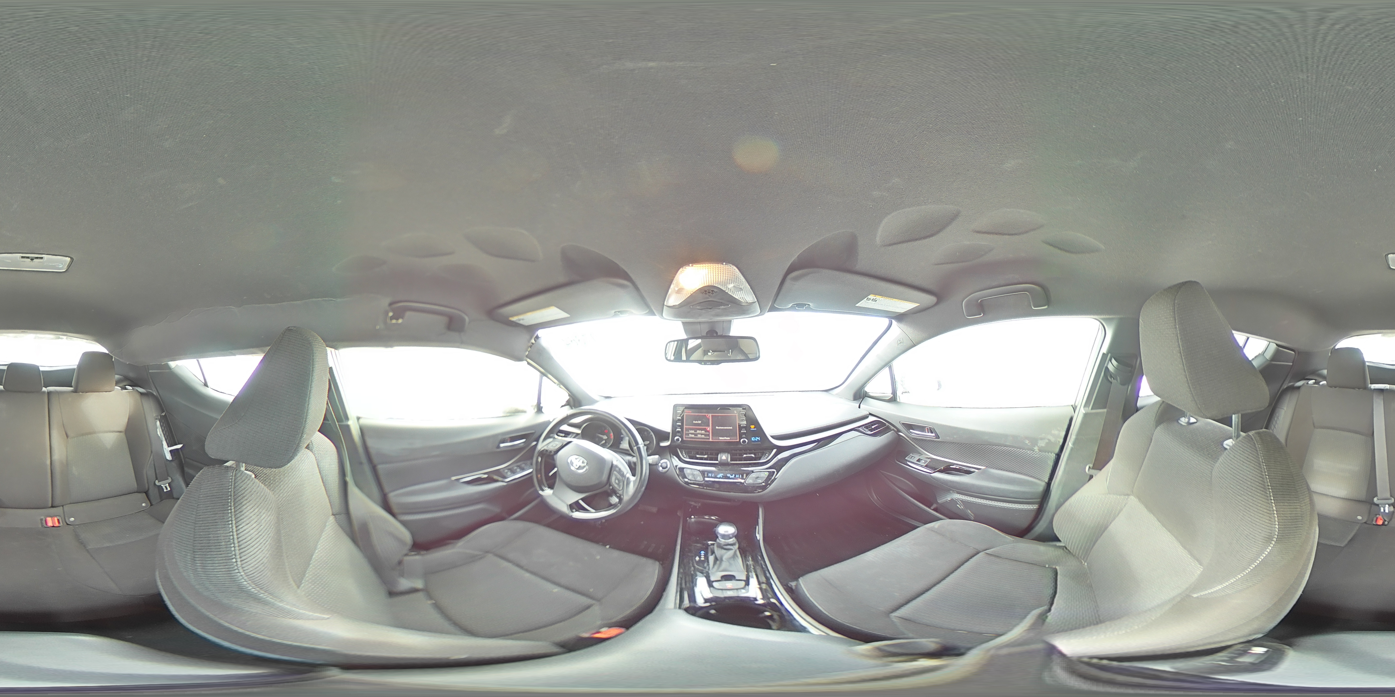 2019 Toyota C-HR - Image 14