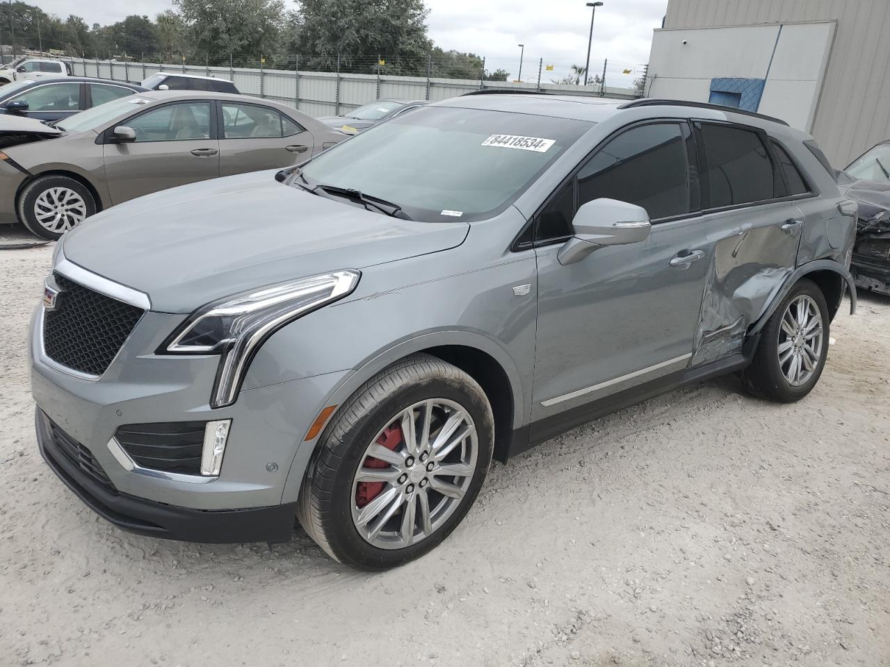 VIN 1GYKNGRS1PZ118159 2023 CADILLAC XT5 no.1