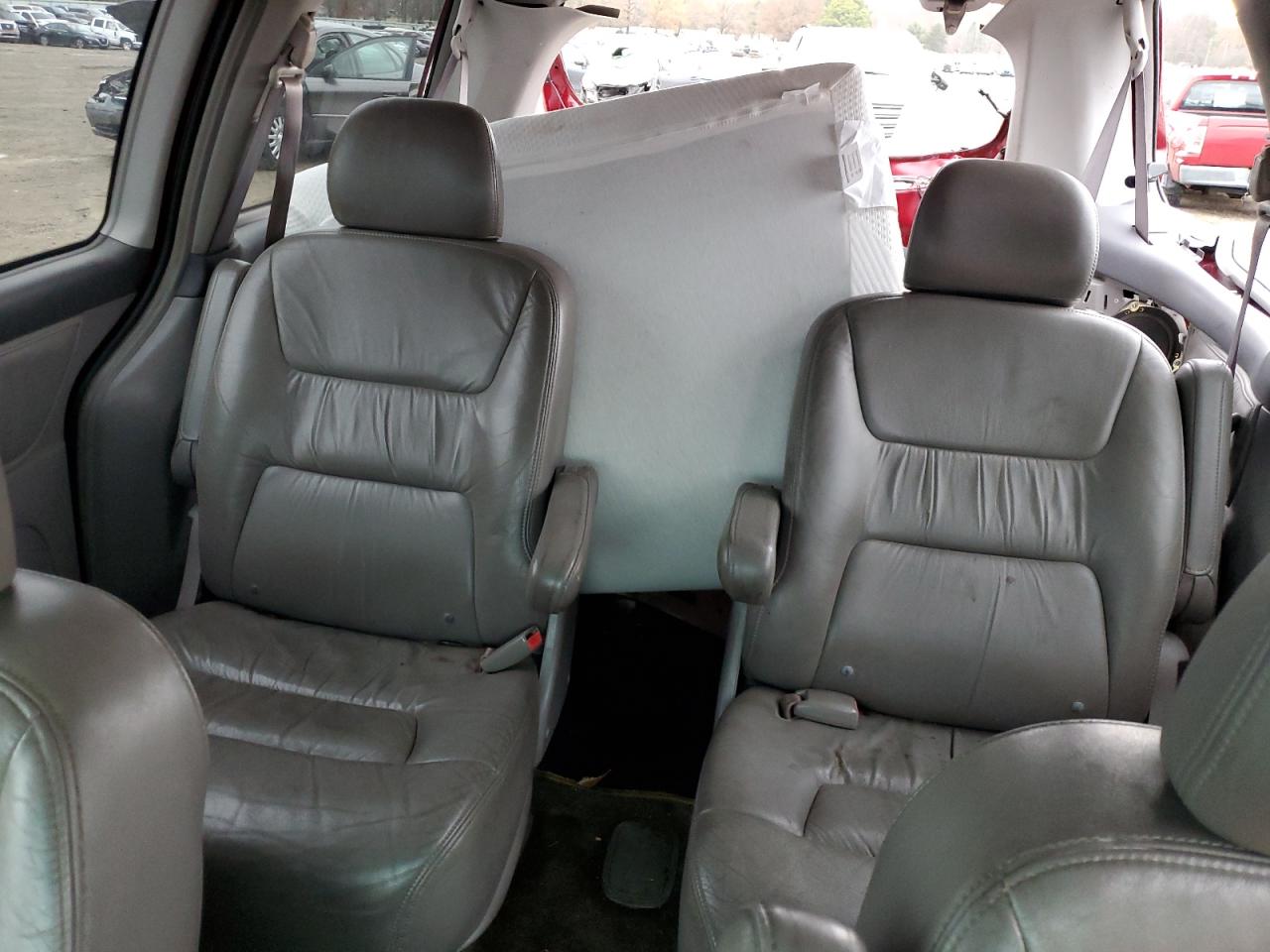 2002 Honda Odyssey Exl VIN: 5FNRL18062B020587 Lot: 85014644