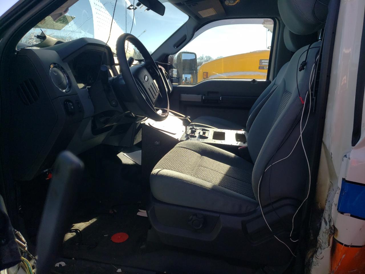 2015 Ford F450 Super Duty VIN: 1FDUF4GT1FED19289 Lot: 85051924