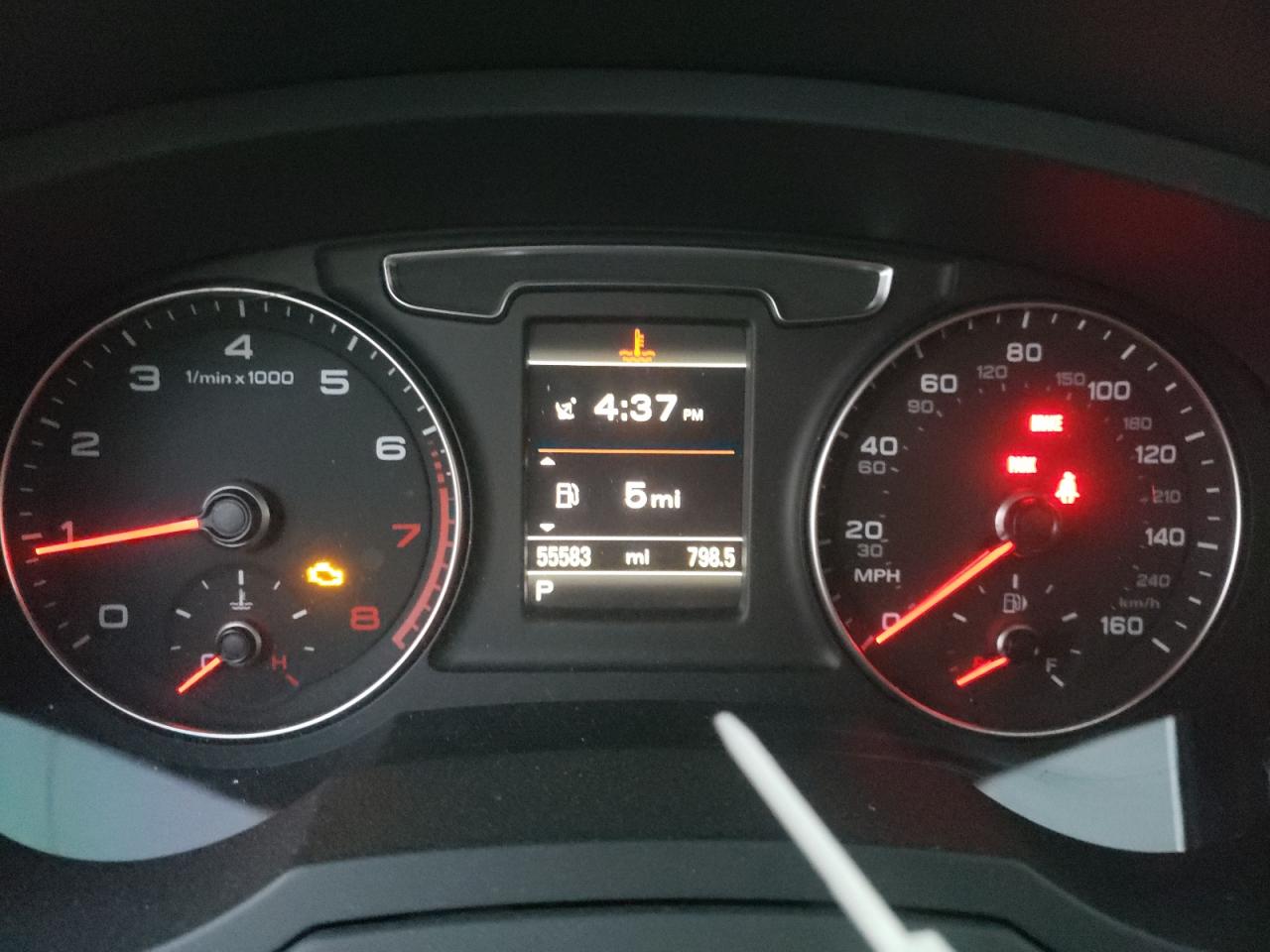 2017 Audi Q3 - Image 9