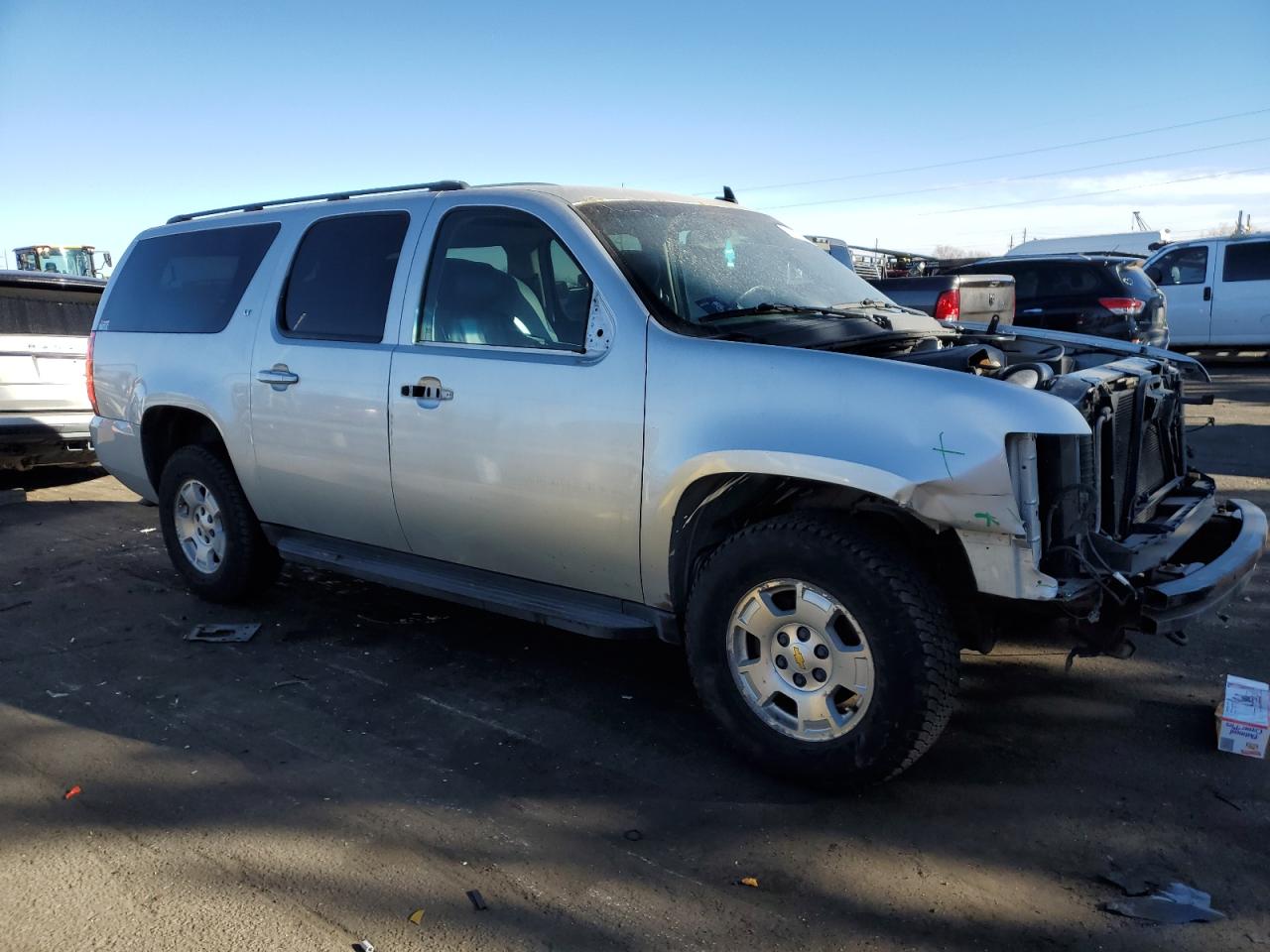2011 Chevrolet Suburban - Image 4