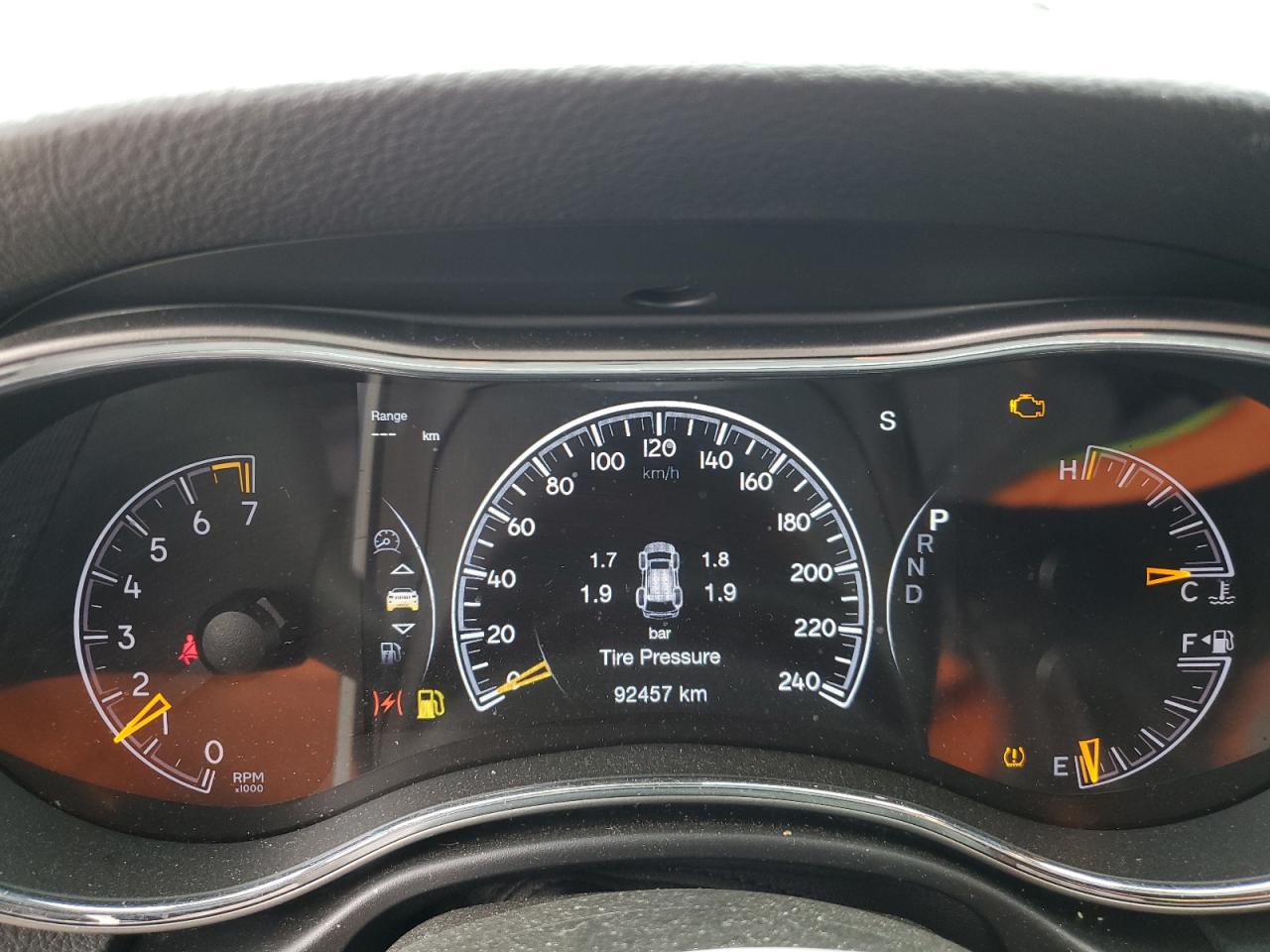 2018 Jeep Grand Cherokee - Image 9