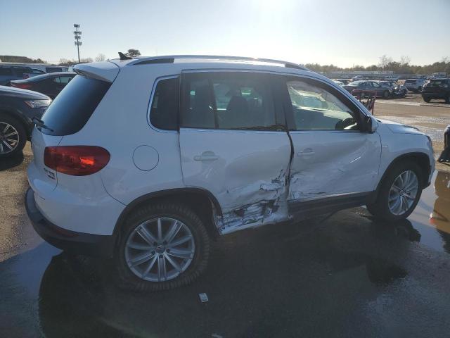  VOLKSWAGEN TIGUAN 2013 Белый