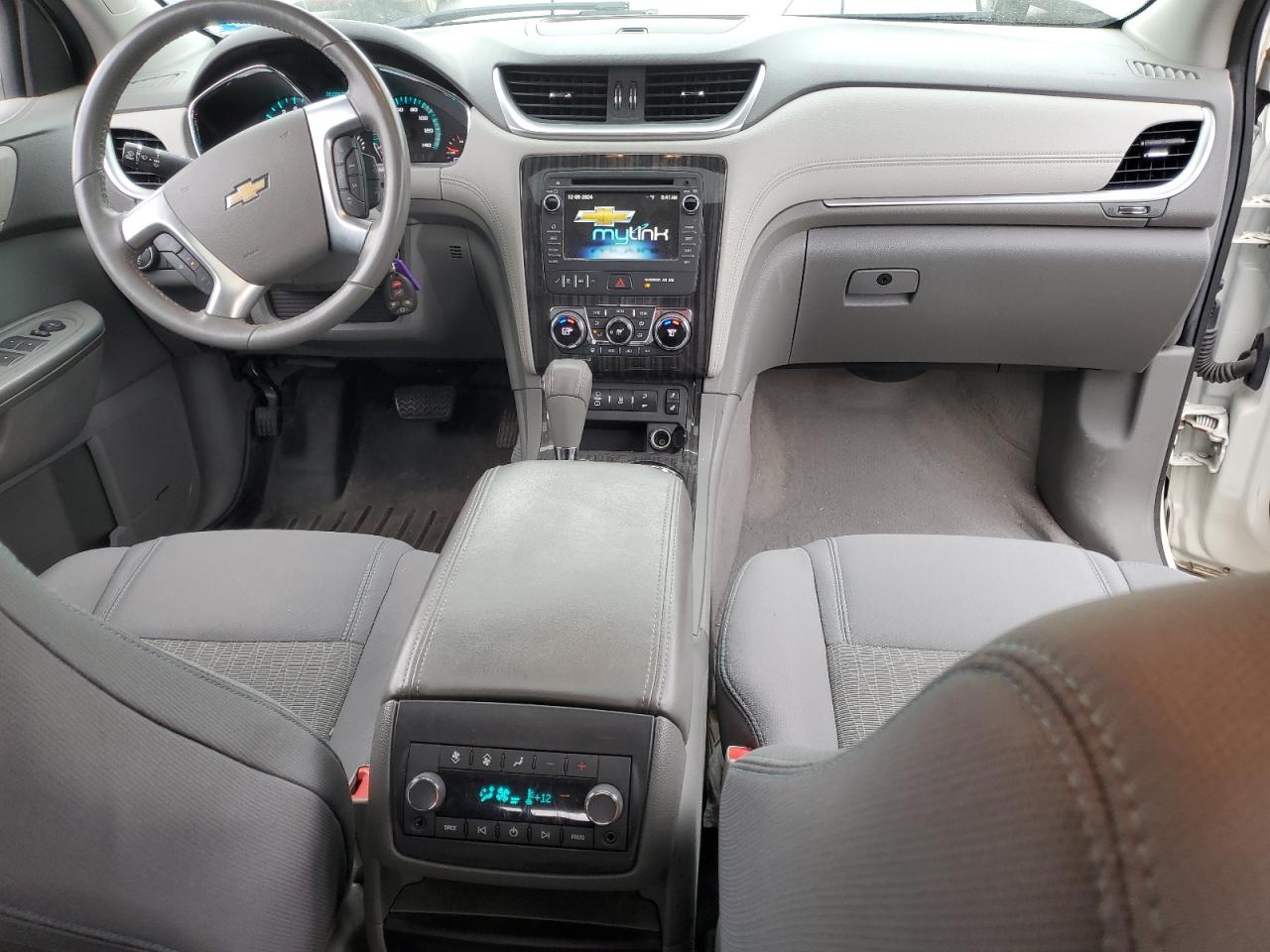 2014 Chevrolet Traverse - Image 8