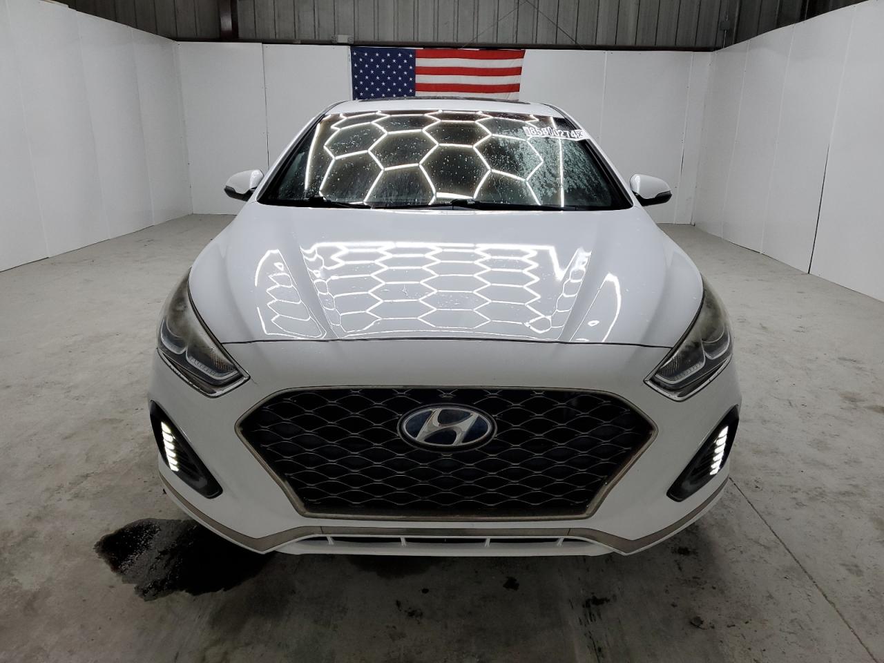 2018 Hyundai Sonata - Image 5