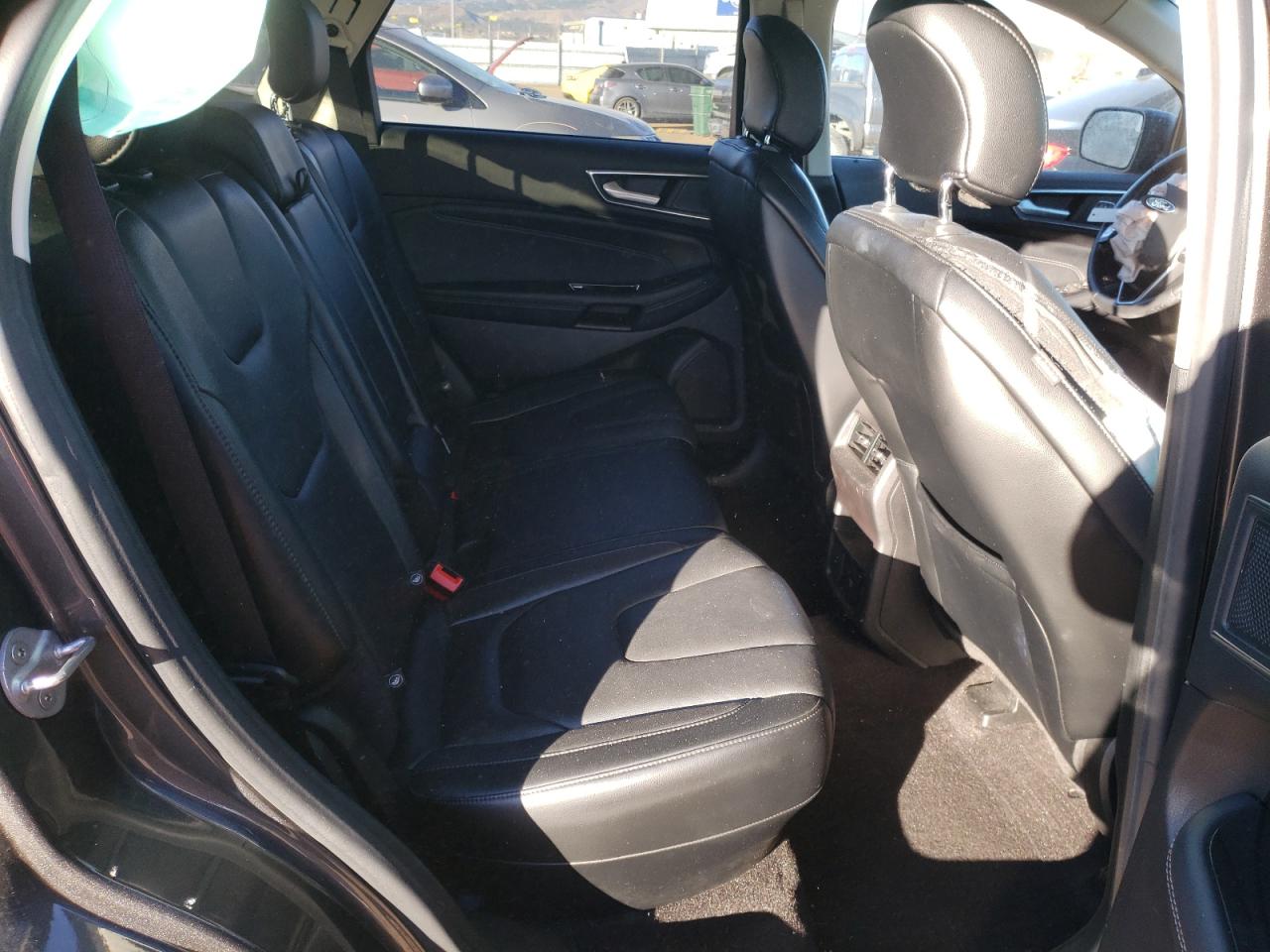2019 Ford Edge - Image 11