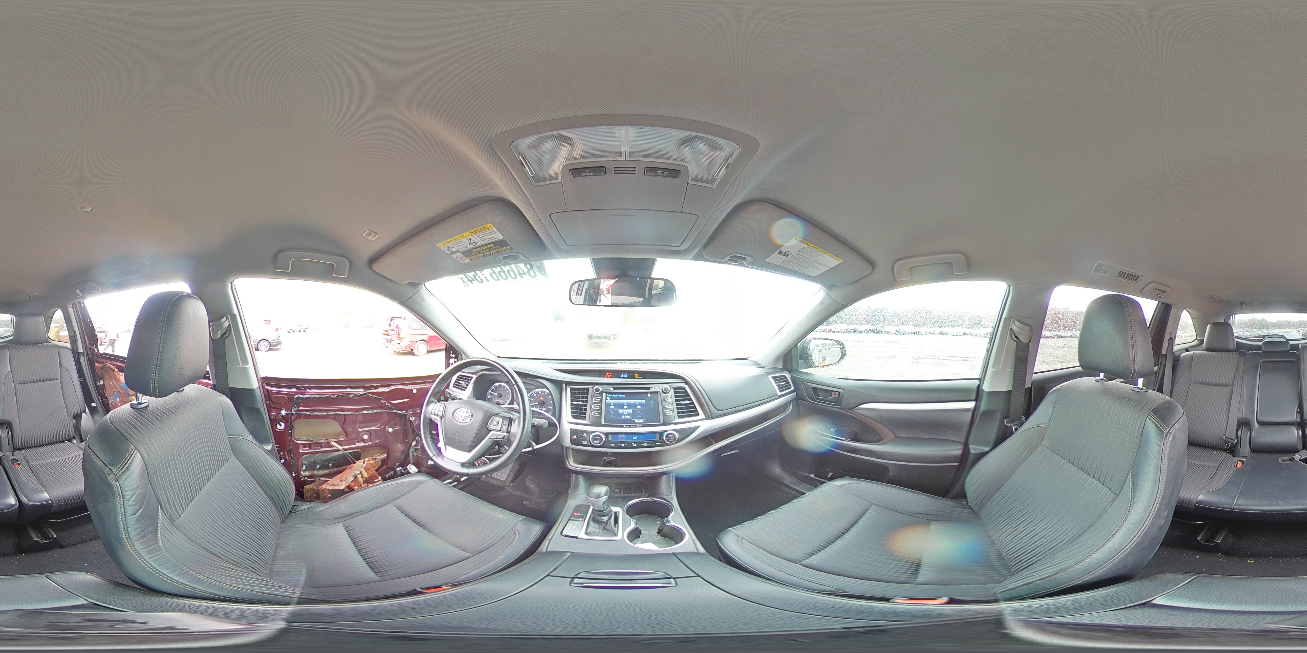 2019 Toyota Highlander - Image 14