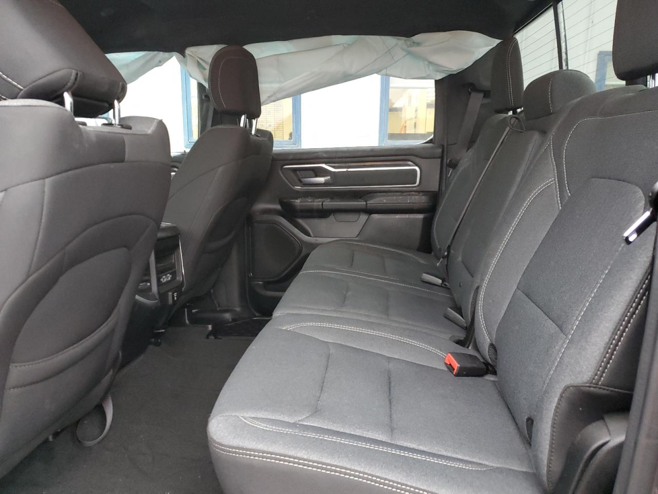 2021 RAM 1500 - Image 10