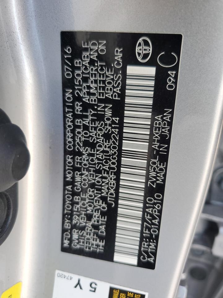 2016 Toyota Prius - Image 13