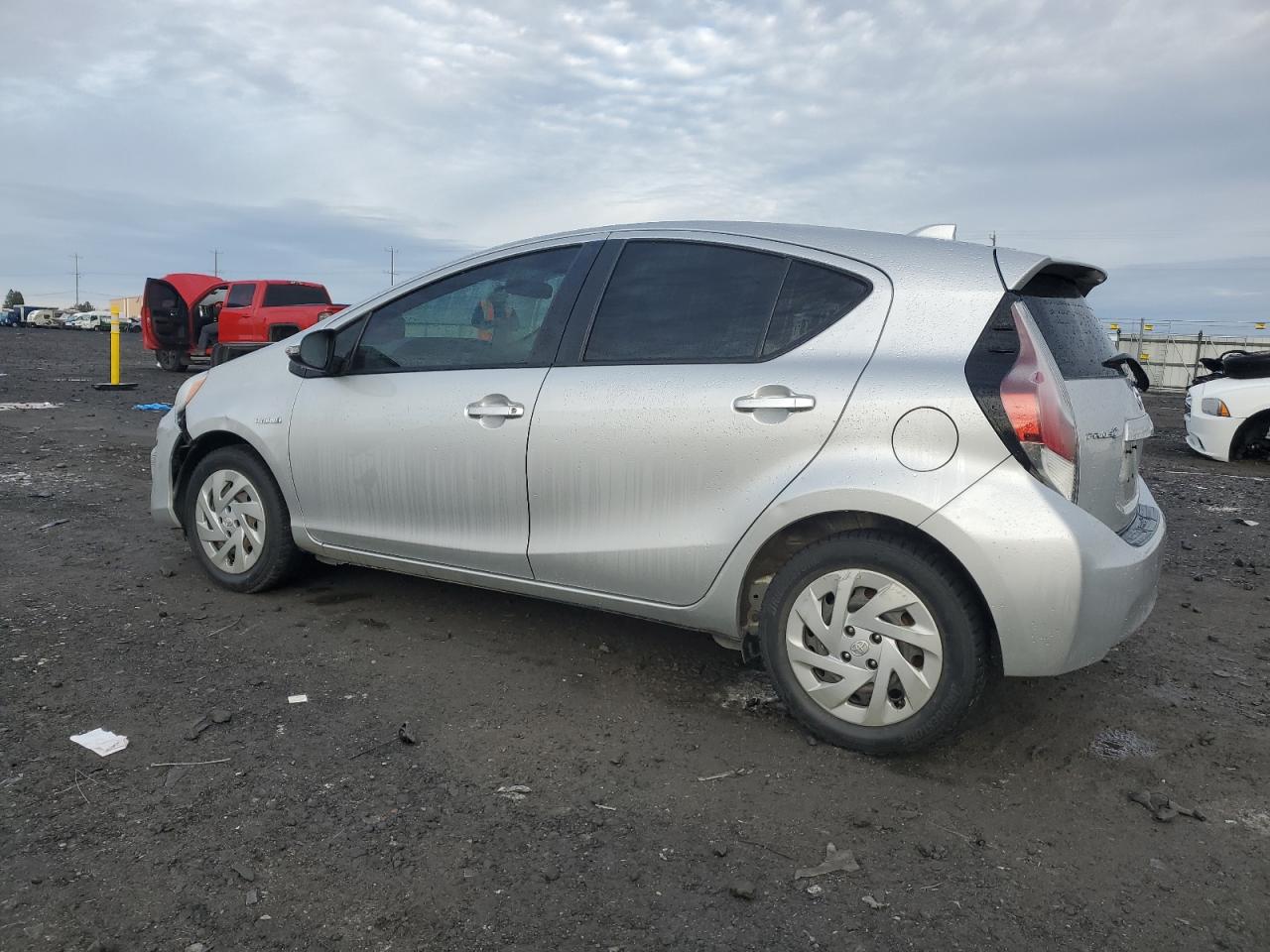 VIN JTDKDTB30G1131097 2016 TOYOTA PRIUS no.2