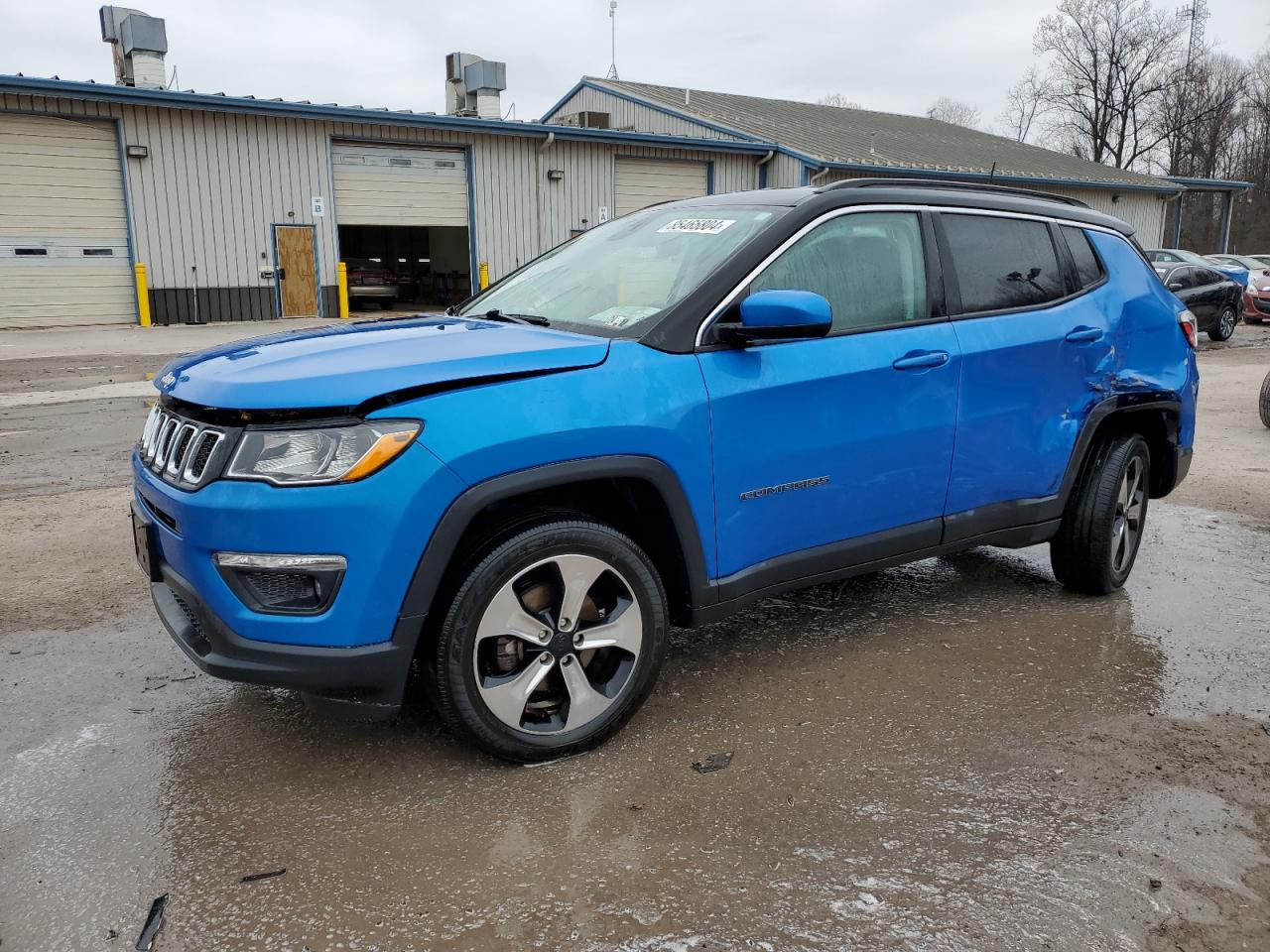 3C4NJDBB7JT117233 2018 JEEP COMPASS - Image 1