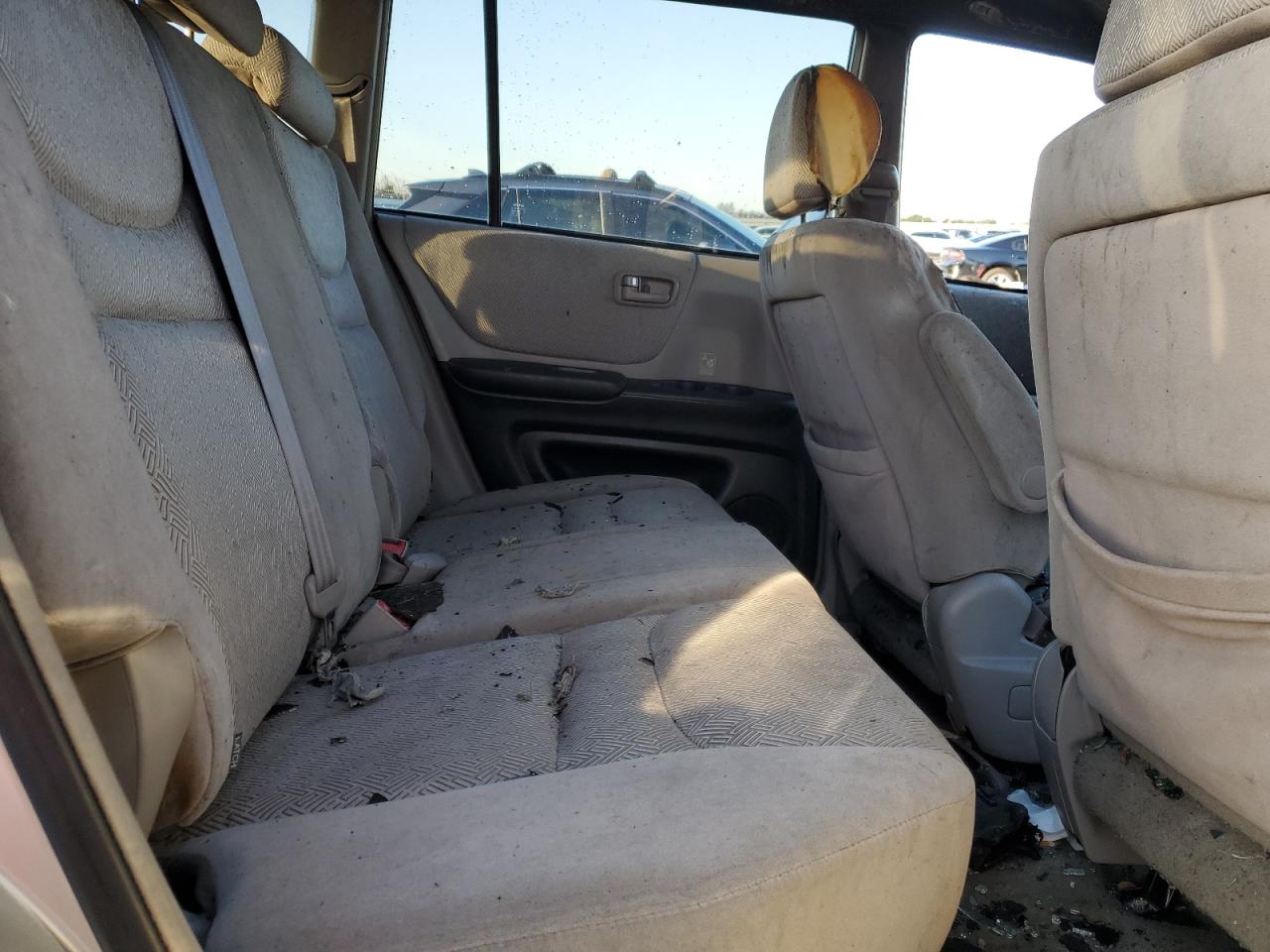 2001 Toyota Highlander - Image 12