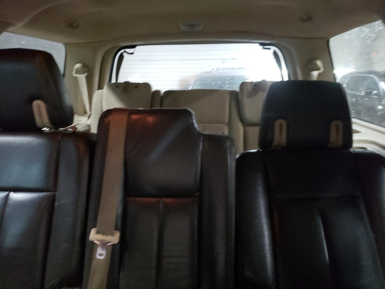 2007 Ford Expedition - Image 10