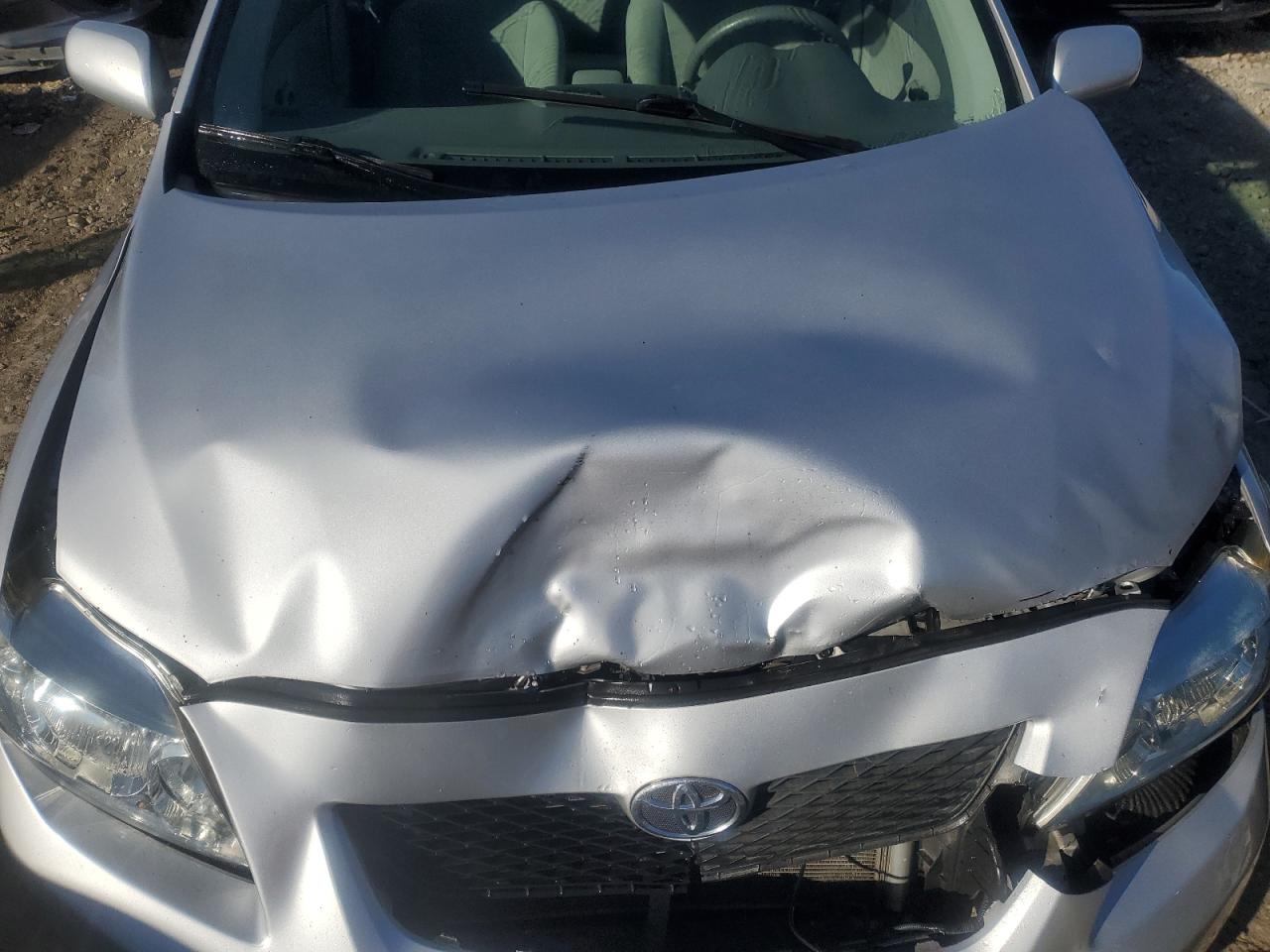 2010 Toyota Corolla - Image 11