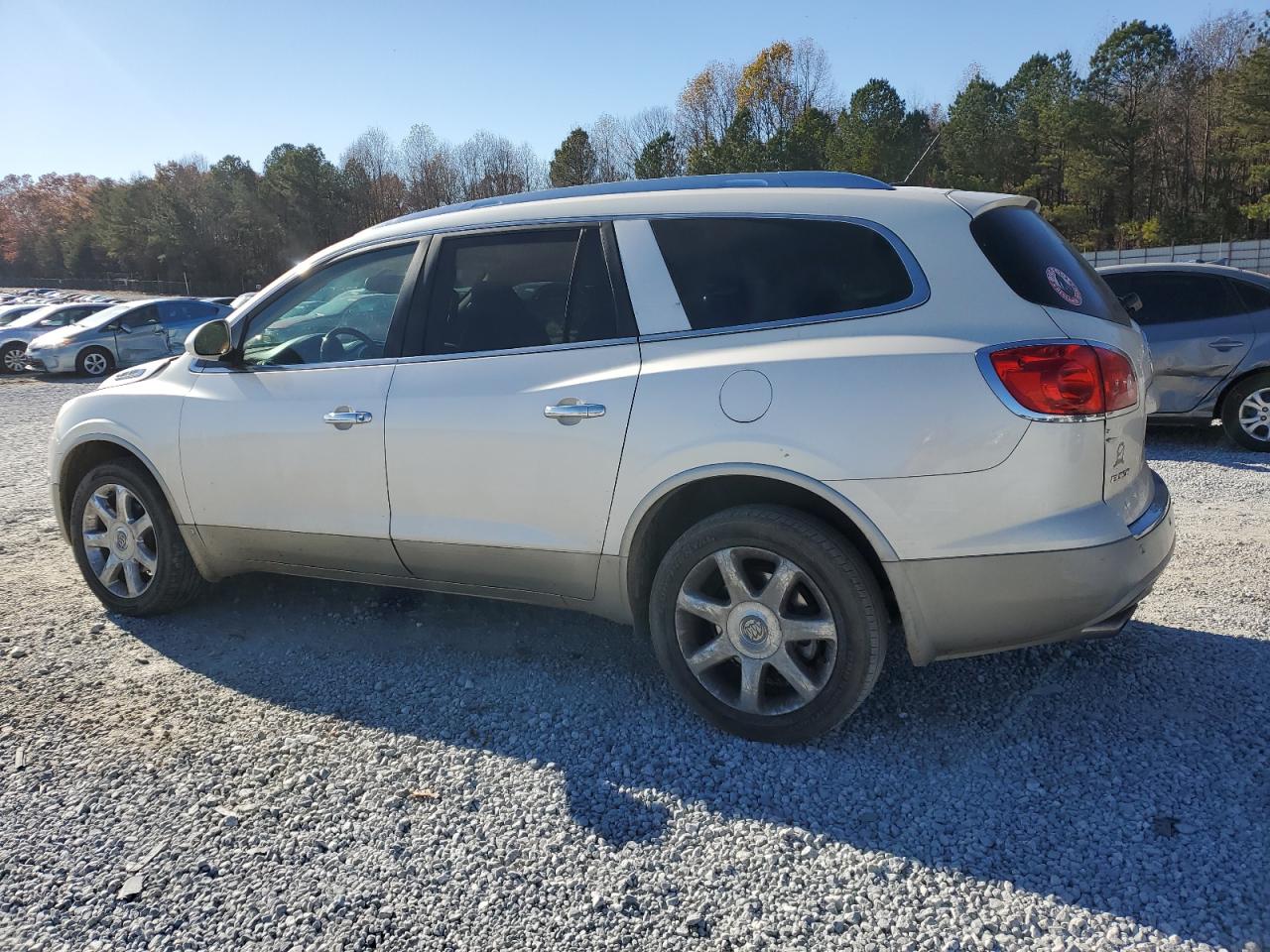 2010 Buick Enclave - Image 2