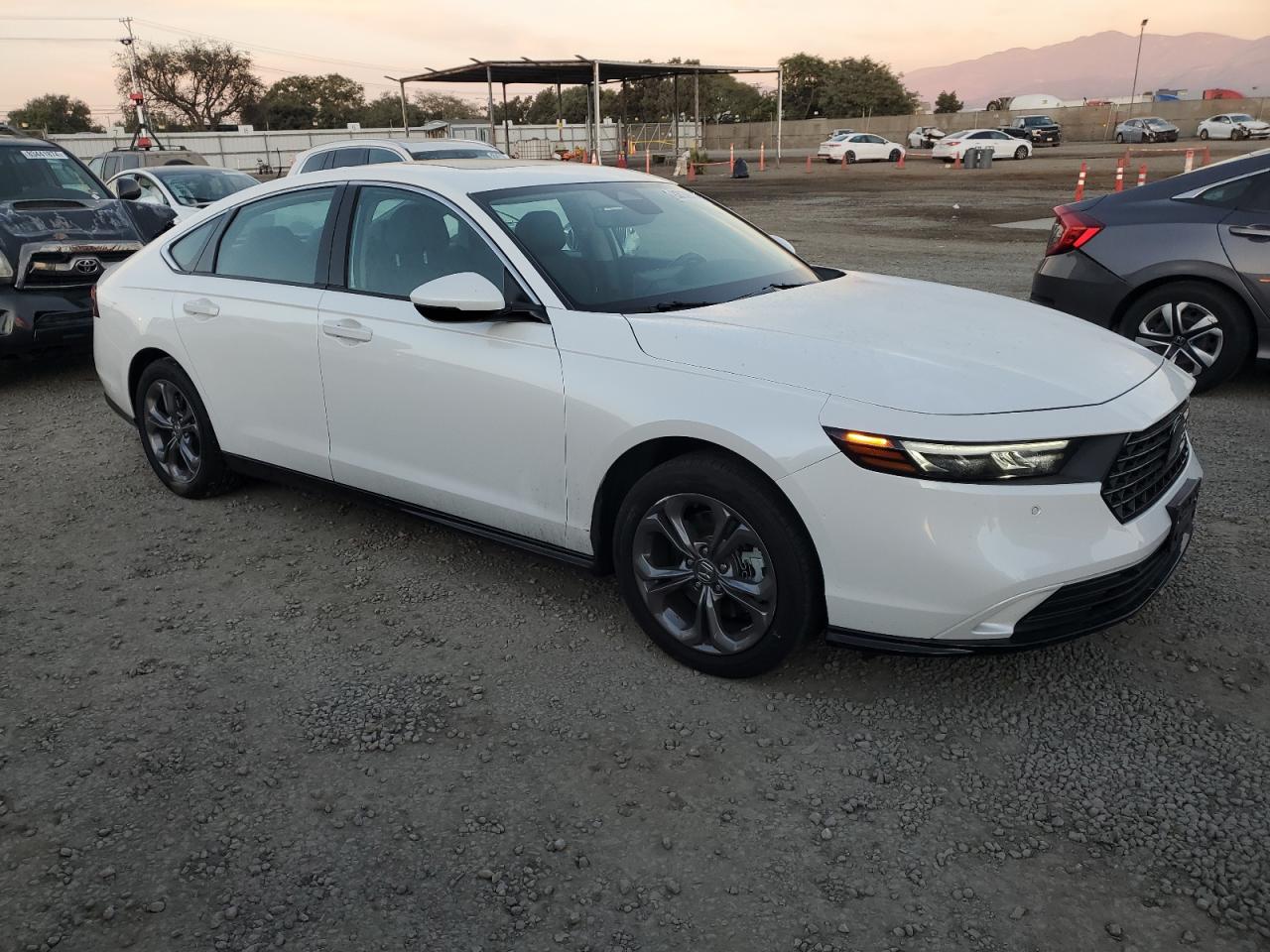 2024 Honda Accord - Image 4