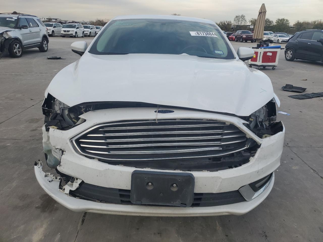 VIN 3FA6P0LU1JR255817 2018 FORD FUSION no.5