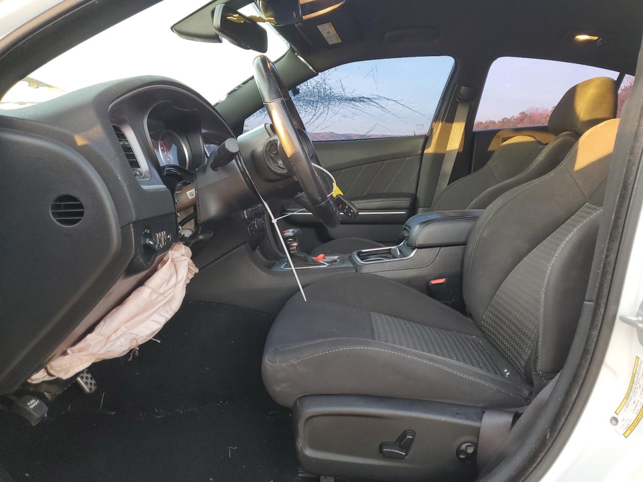2019 Dodge Charger - Image 7