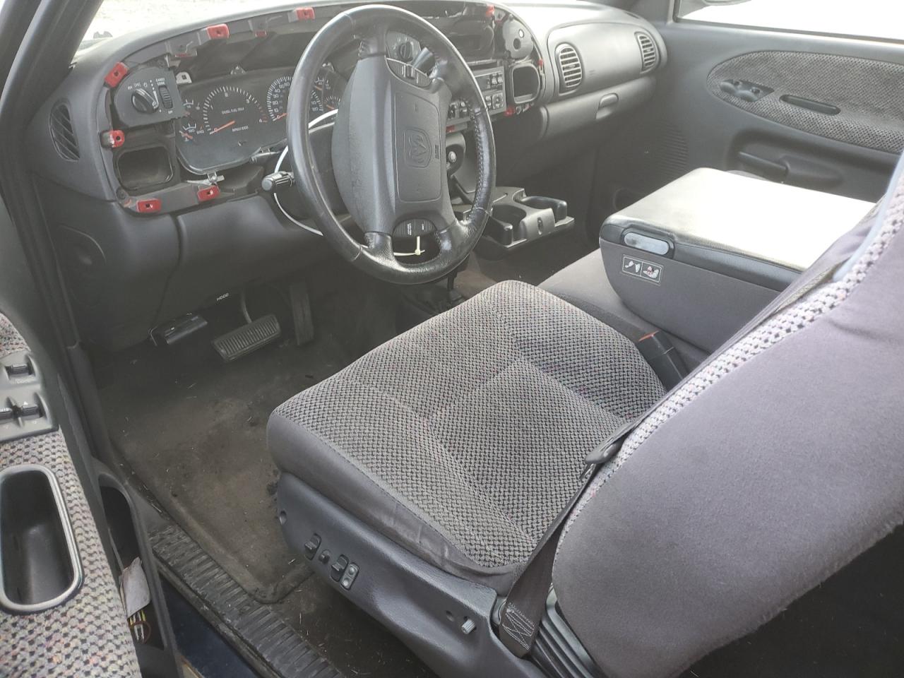 2001 Dodge RAM - Image 8