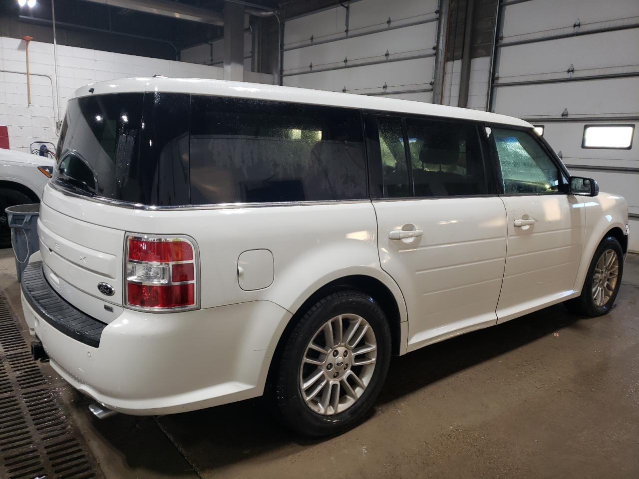 VIN 2FMHK6C80DBD08982 2013 FORD FLEX no.3