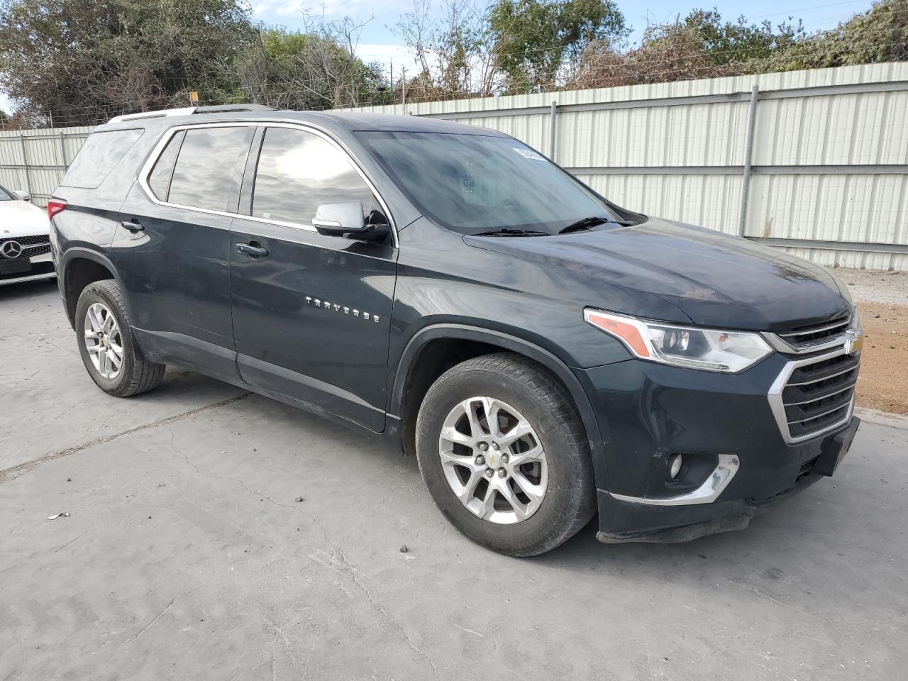 2018 Chevrolet Traverse - Image 4