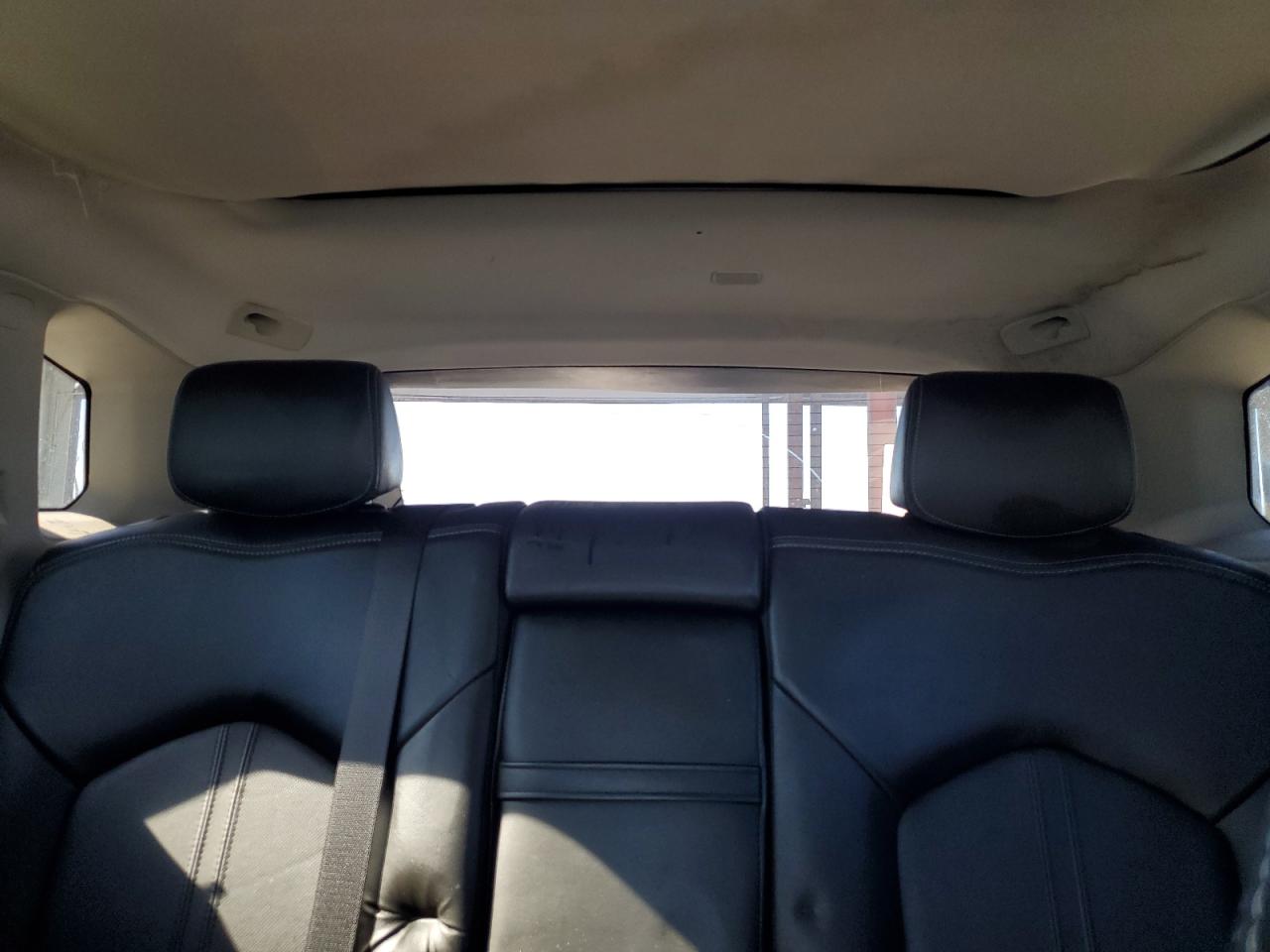 2014 Cadillac SRX - Image 10
