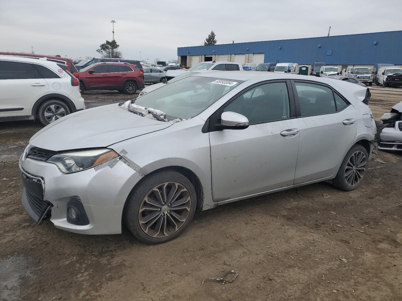 VIN 2T1BURHE6FC475717 2015 TOYOTA COROLLA no.1