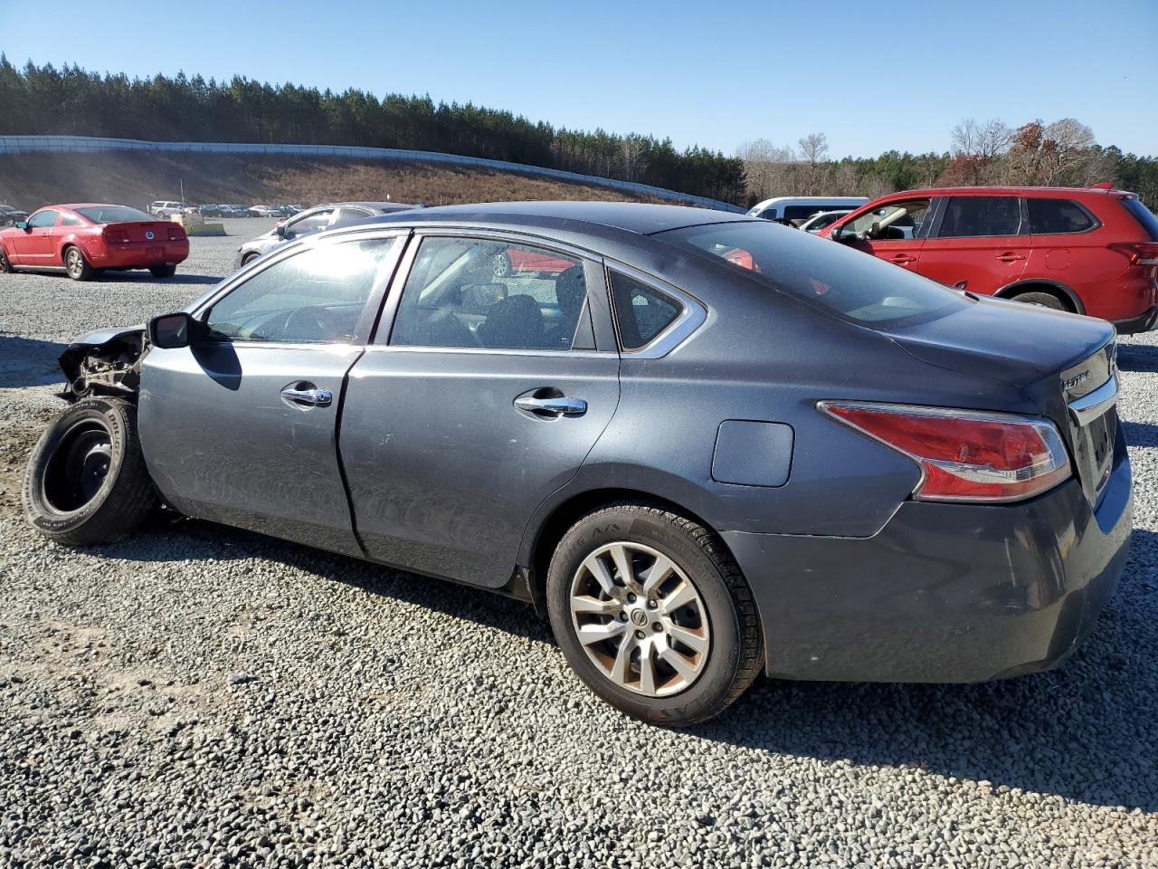 2013 Nissan Altima - Image 2