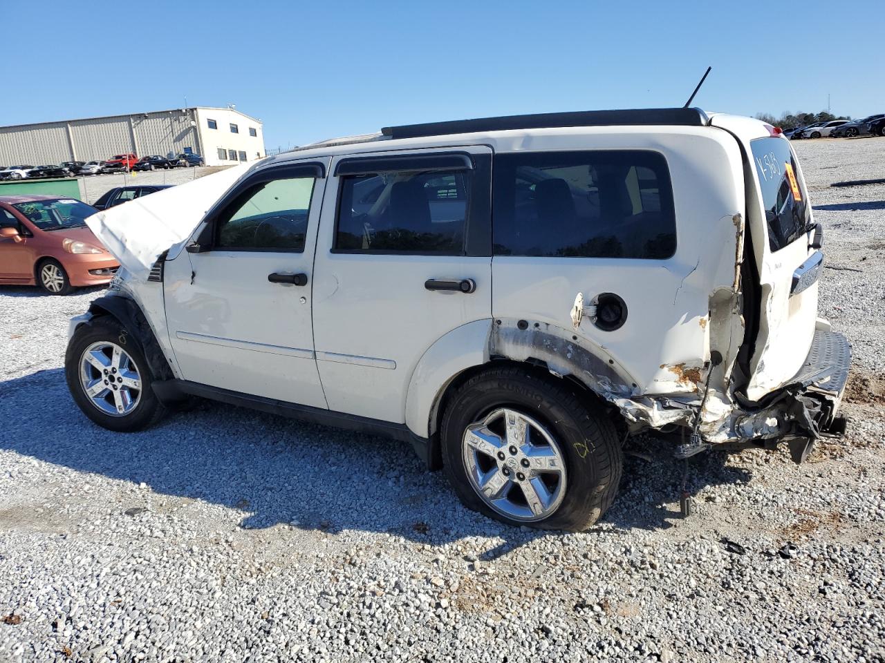 2007 Dodge Nitro - Image 2