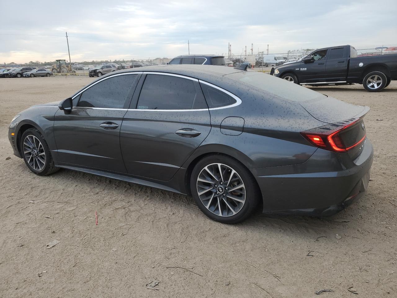 2022 Hyundai Sonata - Image 2