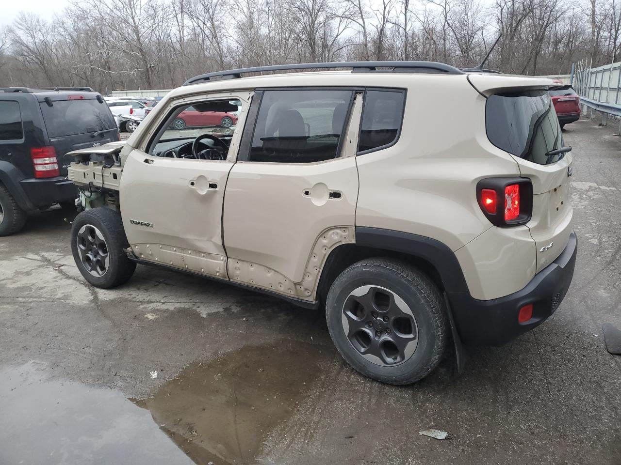 VIN ZACCJBBH4FPC09415 2015 JEEP RENEGADE no.2