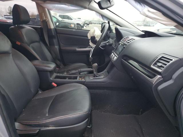  SUBARU CROSSTREK 2016 Серебристый