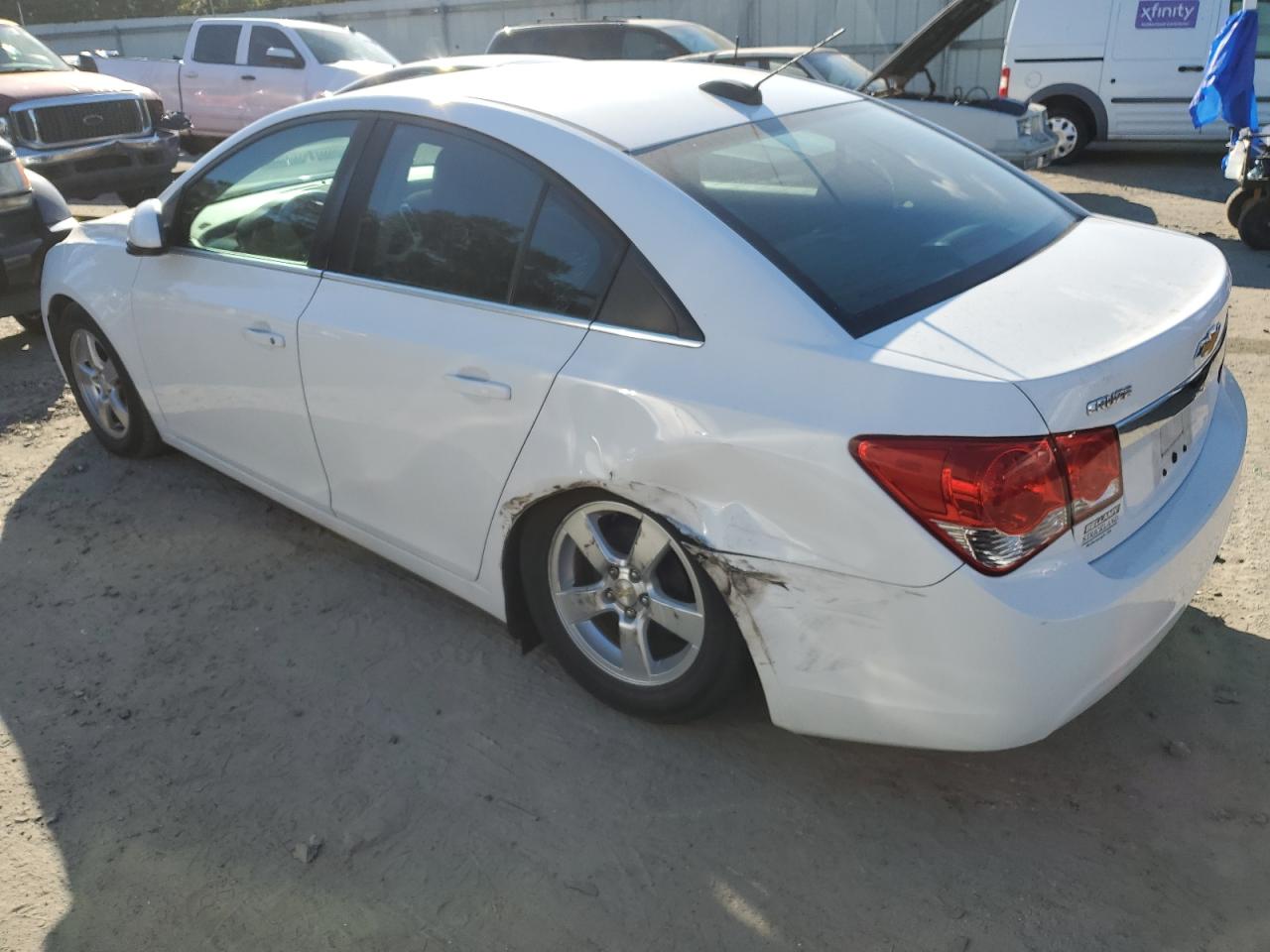 2015 Chevrolet Cruze - Image 2