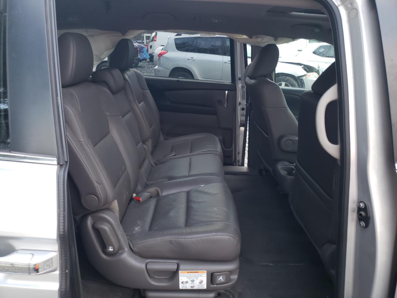 2014 Honda Odyssey - Image 12