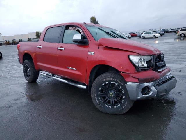  TOYOTA TUNDRA 2013 Червоний