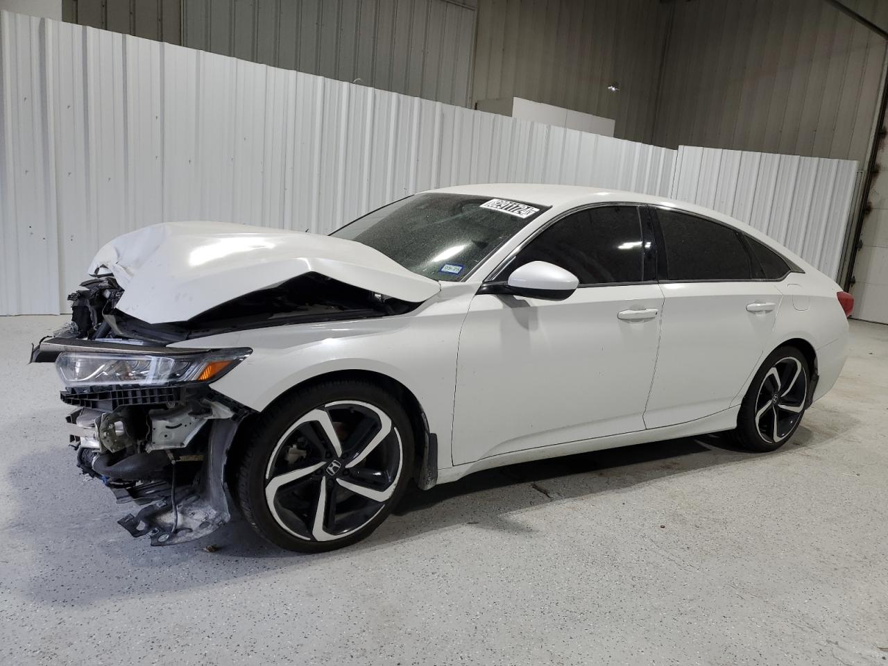 VIN 1HGCV1F30KA134138 2019 HONDA ACCORD no.1