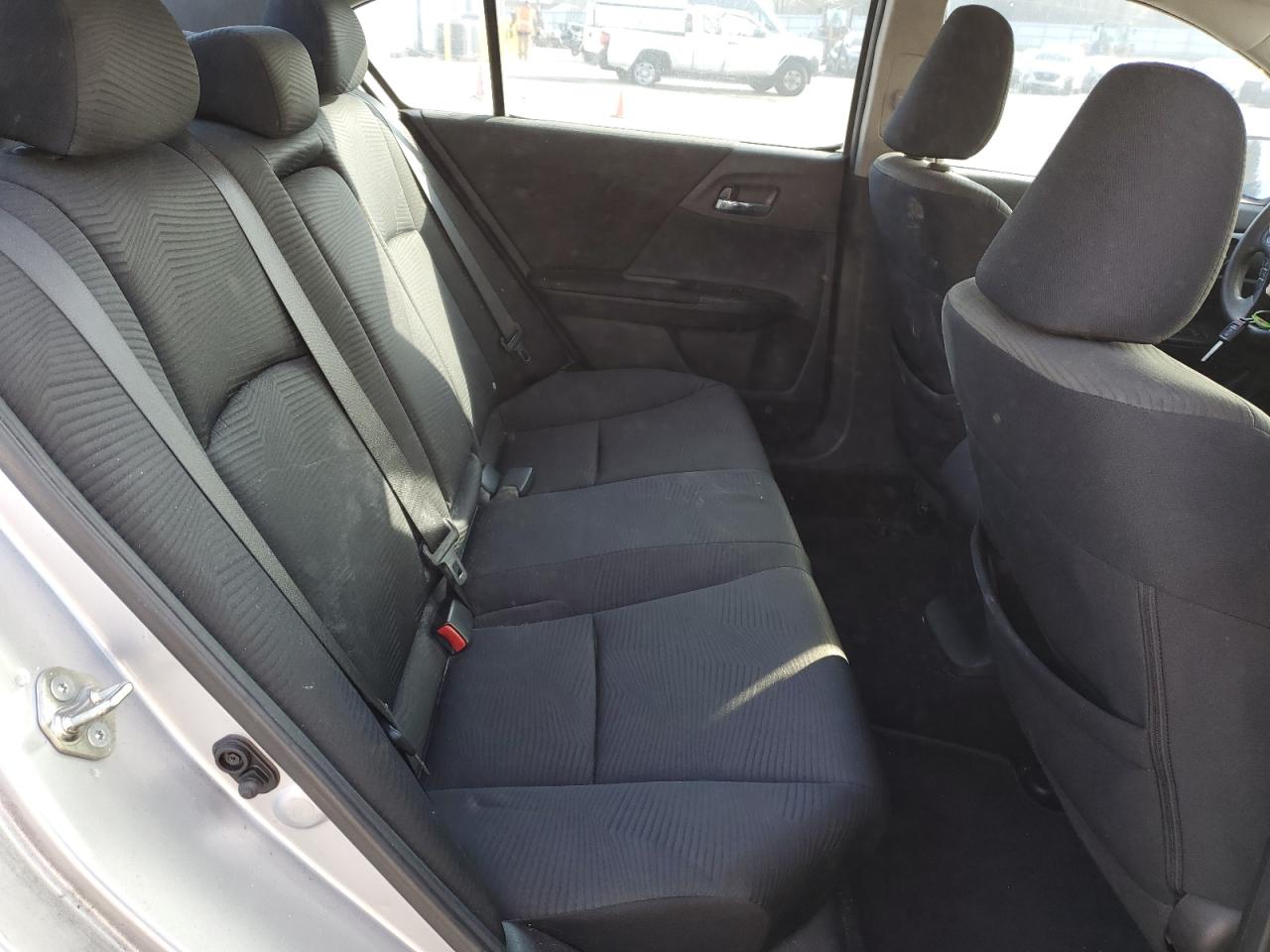 2015 Honda Accord - Image 10
