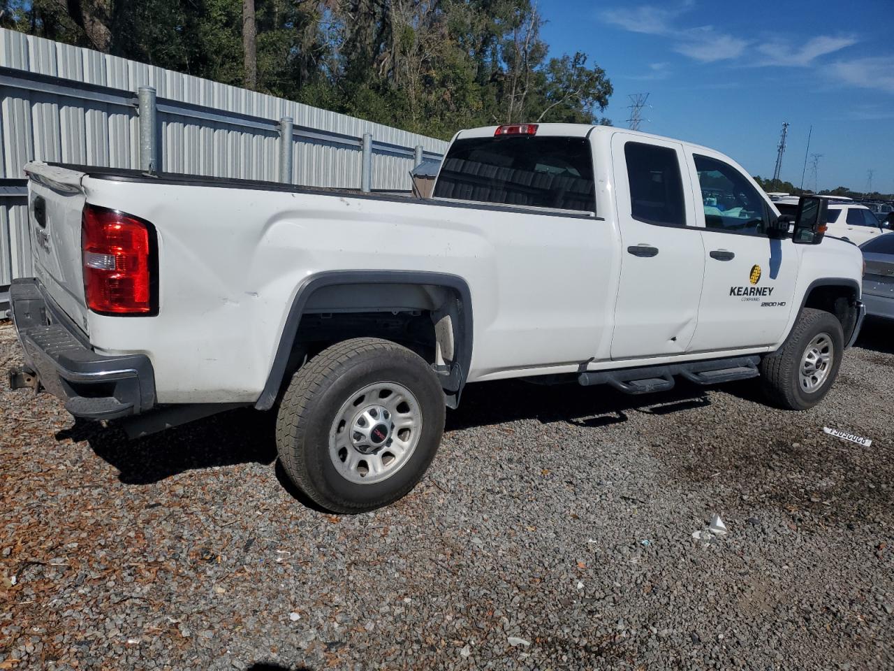 VIN 2GT22NEG9K1145650 2019 GMC SIERRA no.3